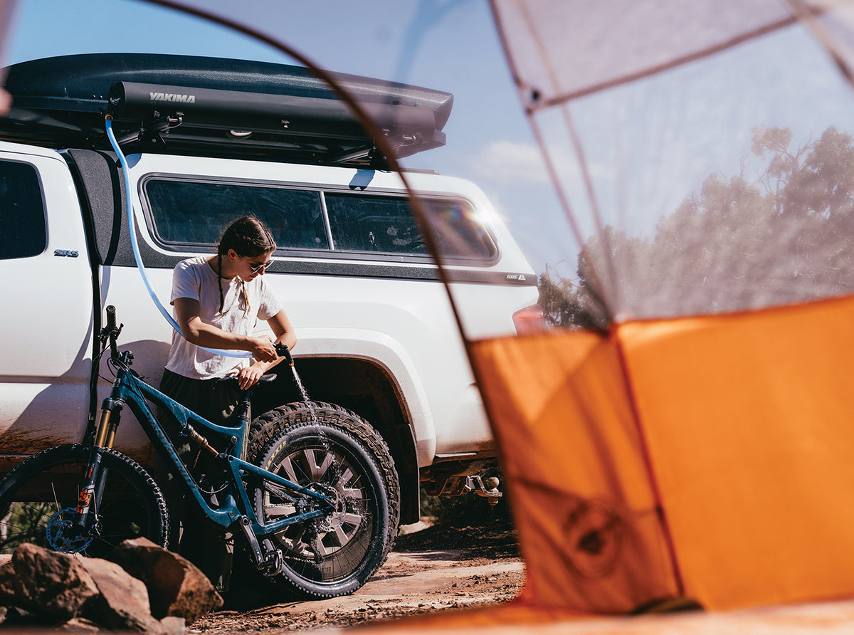 Yakima RoadShower - Camping Shower and Pressurized Water Storage